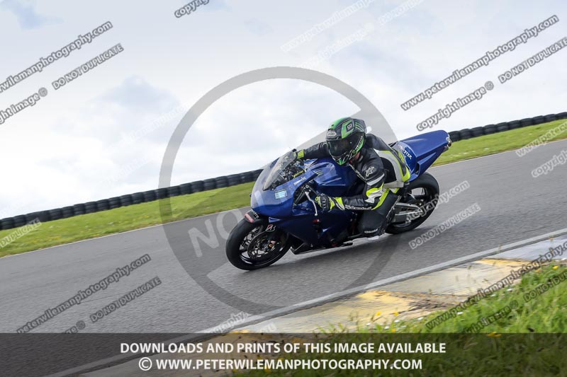 anglesey no limits trackday;anglesey photographs;anglesey trackday photographs;enduro digital images;event digital images;eventdigitalimages;no limits trackdays;peter wileman photography;racing digital images;trac mon;trackday digital images;trackday photos;ty croes
