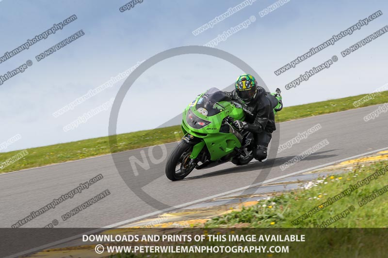 anglesey no limits trackday;anglesey photographs;anglesey trackday photographs;enduro digital images;event digital images;eventdigitalimages;no limits trackdays;peter wileman photography;racing digital images;trac mon;trackday digital images;trackday photos;ty croes