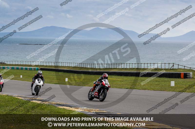 anglesey no limits trackday;anglesey photographs;anglesey trackday photographs;enduro digital images;event digital images;eventdigitalimages;no limits trackdays;peter wileman photography;racing digital images;trac mon;trackday digital images;trackday photos;ty croes
