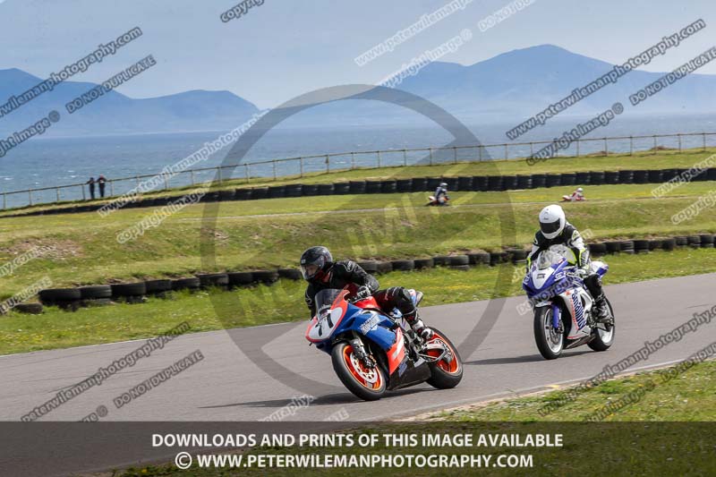 anglesey no limits trackday;anglesey photographs;anglesey trackday photographs;enduro digital images;event digital images;eventdigitalimages;no limits trackdays;peter wileman photography;racing digital images;trac mon;trackday digital images;trackday photos;ty croes
