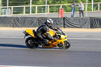 Eve Adv/Mid Group Yellow Bikes