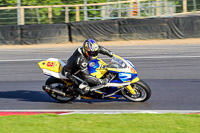 brands-hatch-photographs;brands-no-limits-trackday;cadwell-trackday-photographs;enduro-digital-images;event-digital-images;eventdigitalimages;no-limits-trackdays;peter-wileman-photography;racing-digital-images;trackday-digital-images;trackday-photos
