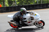 brands-hatch-photographs;brands-no-limits-trackday;cadwell-trackday-photographs;enduro-digital-images;event-digital-images;eventdigitalimages;no-limits-trackdays;peter-wileman-photography;racing-digital-images;trackday-digital-images;trackday-photos