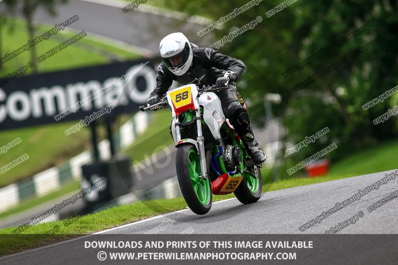 cadwell no limits trackday;cadwell park;cadwell park photographs;cadwell trackday photographs;enduro digital images;event digital images;eventdigitalimages;no limits trackdays;peter wileman photography;racing digital images;trackday digital images;trackday photos