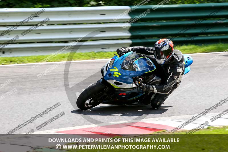 cadwell no limits trackday;cadwell park;cadwell park photographs;cadwell trackday photographs;enduro digital images;event digital images;eventdigitalimages;no limits trackdays;peter wileman photography;racing digital images;trackday digital images;trackday photos