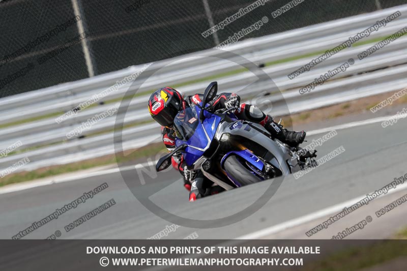 anglesey;brands hatch;cadwell park;croft;donington park;enduro digital images;event digital images;eventdigitalimages;mallory;no limits;oulton park;peter wileman photography;racing digital images;silverstone;snetterton;trackday digital images;trackday photos;vmcc banbury run;welsh 2 day enduro