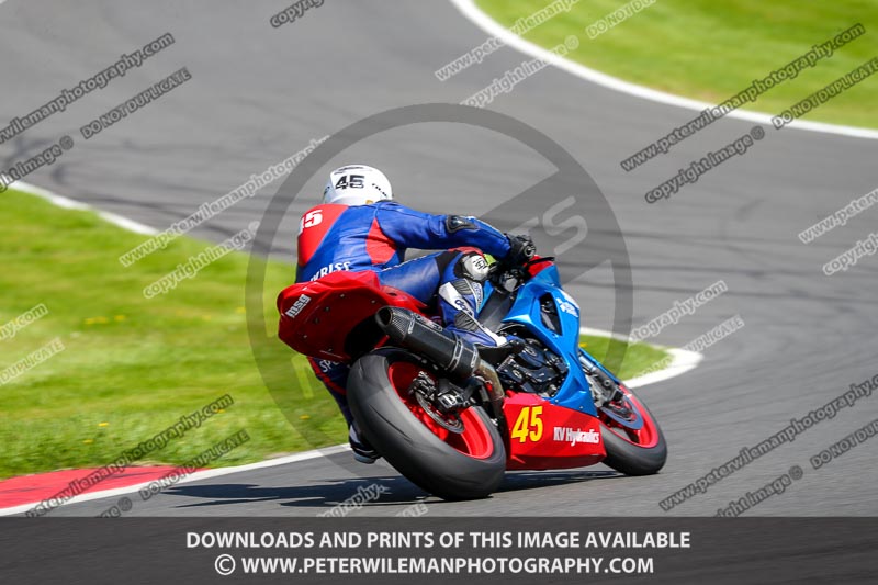 cadwell no limits trackday;cadwell park;cadwell park photographs;cadwell trackday photographs;enduro digital images;event digital images;eventdigitalimages;no limits trackdays;peter wileman photography;racing digital images;trackday digital images;trackday photos