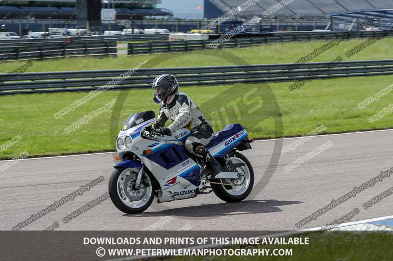 Rockingham no limits trackday;enduro digital images;event digital images;eventdigitalimages;no limits trackdays;peter wileman photography;racing digital images;rockingham raceway northamptonshire;rockingham trackday photographs;trackday digital images;trackday photos