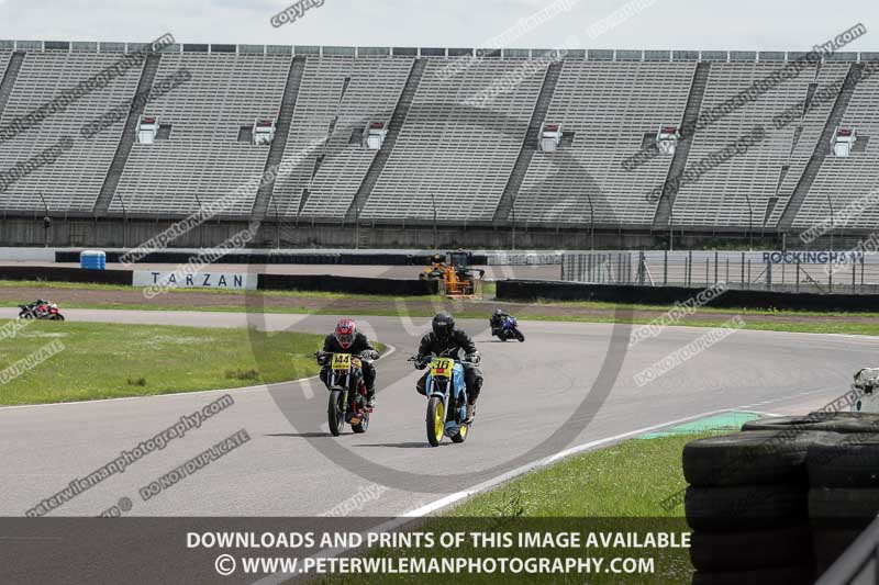Rockingham no limits trackday;enduro digital images;event digital images;eventdigitalimages;no limits trackdays;peter wileman photography;racing digital images;rockingham raceway northamptonshire;rockingham trackday photographs;trackday digital images;trackday photos