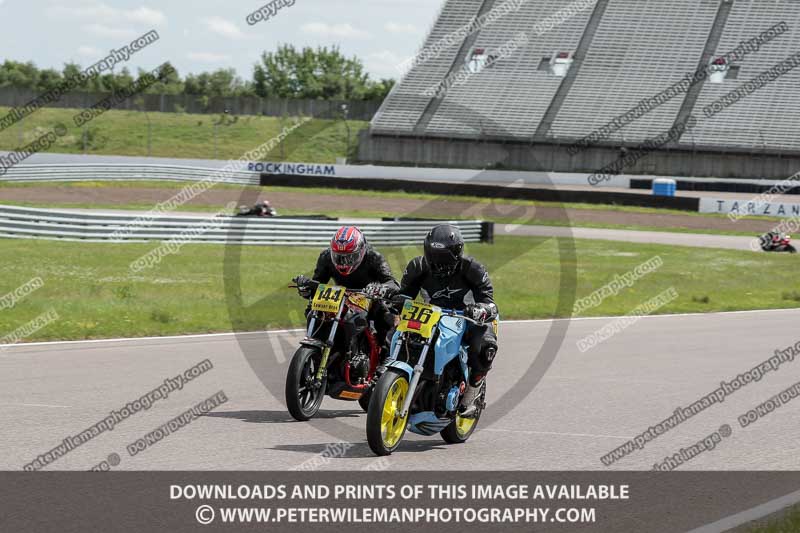 Rockingham no limits trackday;enduro digital images;event digital images;eventdigitalimages;no limits trackdays;peter wileman photography;racing digital images;rockingham raceway northamptonshire;rockingham trackday photographs;trackday digital images;trackday photos
