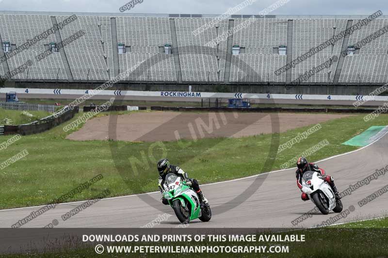 Rockingham no limits trackday;enduro digital images;event digital images;eventdigitalimages;no limits trackdays;peter wileman photography;racing digital images;rockingham raceway northamptonshire;rockingham trackday photographs;trackday digital images;trackday photos