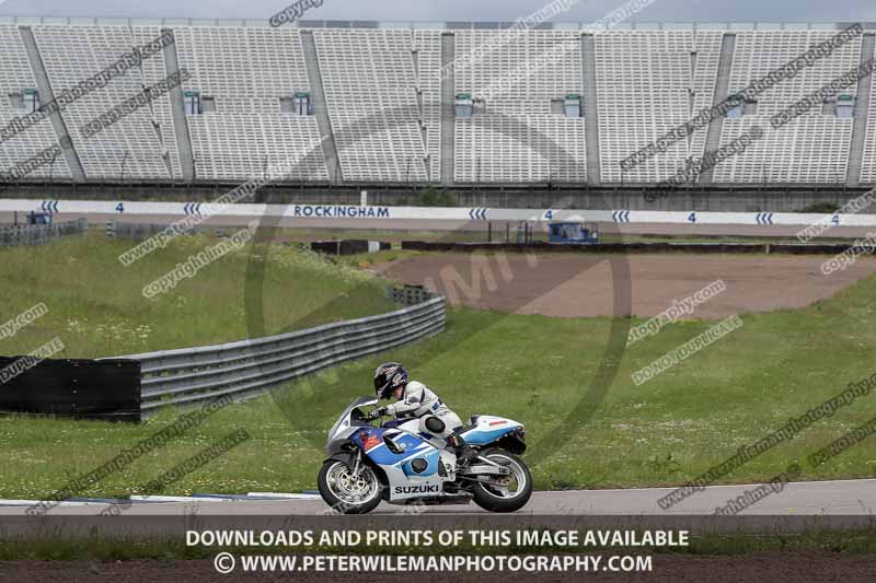 Rockingham no limits trackday;enduro digital images;event digital images;eventdigitalimages;no limits trackdays;peter wileman photography;racing digital images;rockingham raceway northamptonshire;rockingham trackday photographs;trackday digital images;trackday photos