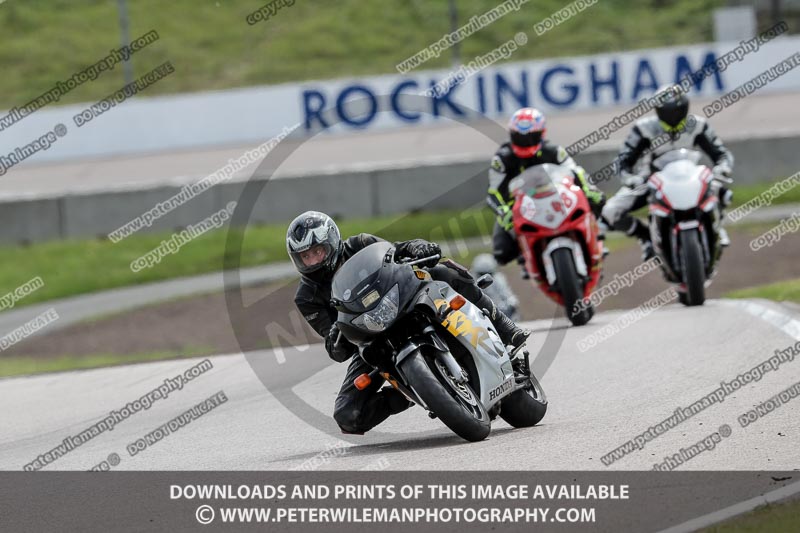 Rockingham no limits trackday;enduro digital images;event digital images;eventdigitalimages;no limits trackdays;peter wileman photography;racing digital images;rockingham raceway northamptonshire;rockingham trackday photographs;trackday digital images;trackday photos