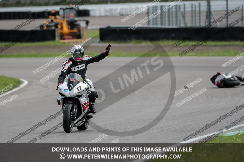 Rockingham no limits trackday;enduro digital images;event digital images;eventdigitalimages;no limits trackdays;peter wileman photography;racing digital images;rockingham raceway northamptonshire;rockingham trackday photographs;trackday digital images;trackday photos