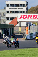 enduro-digital-images;event-digital-images;eventdigitalimages;mallory-park;mallory-park-photographs;mallory-park-trackday;mallory-park-trackday-photographs;no-limits-trackdays;peter-wileman-photography;racing-digital-images;trackday-digital-images;trackday-photos