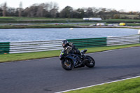 Middle Group Black Bikes