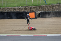 brands-hatch-photographs;brands-no-limits-trackday;cadwell-trackday-photographs;enduro-digital-images;event-digital-images;eventdigitalimages;no-limits-trackdays;peter-wileman-photography;racing-digital-images;trackday-digital-images;trackday-photos