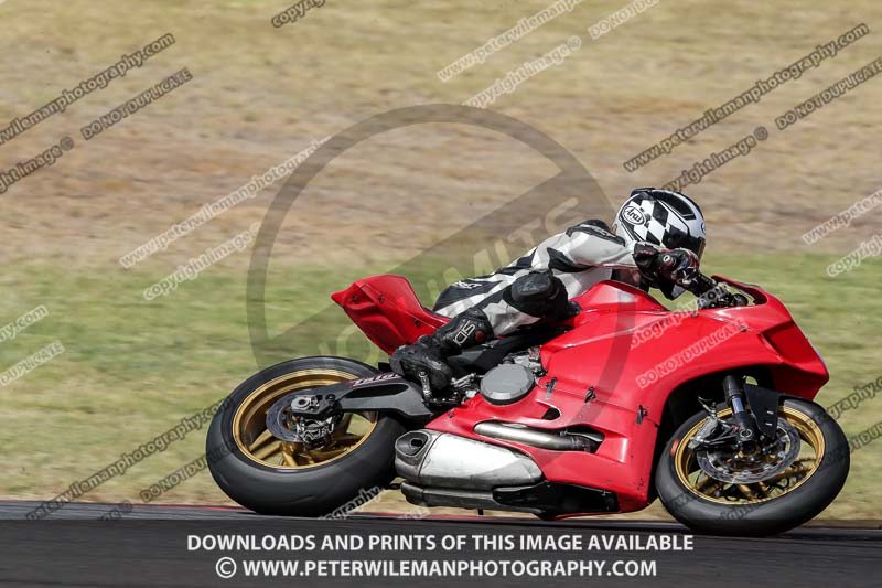 motorbikes;no limits;october 2017;peter wileman photography;portimao;portugal;trackday digital images