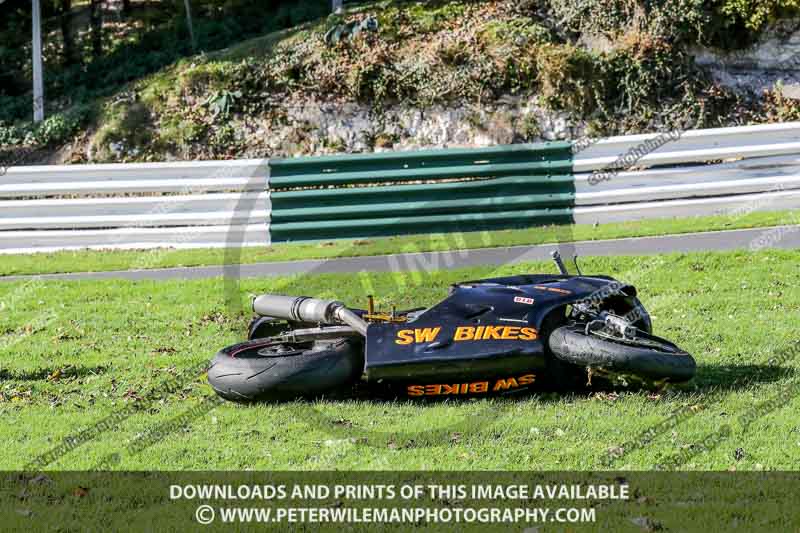 cadwell no limits trackday;cadwell park;cadwell park photographs;cadwell trackday photographs;enduro digital images;event digital images;eventdigitalimages;no limits trackdays;peter wileman photography;racing digital images;trackday digital images;trackday photos