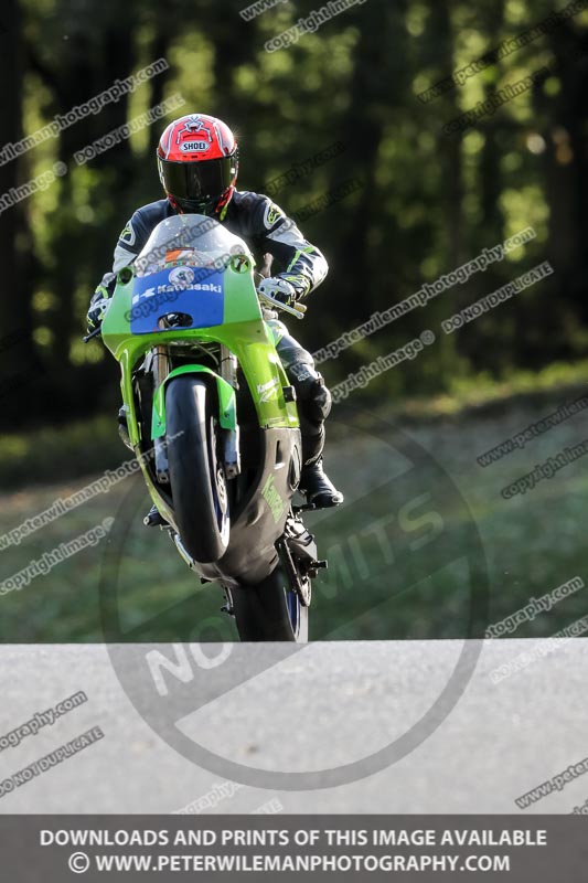 cadwell no limits trackday;cadwell park;cadwell park photographs;cadwell trackday photographs;enduro digital images;event digital images;eventdigitalimages;no limits trackdays;peter wileman photography;racing digital images;trackday digital images;trackday photos