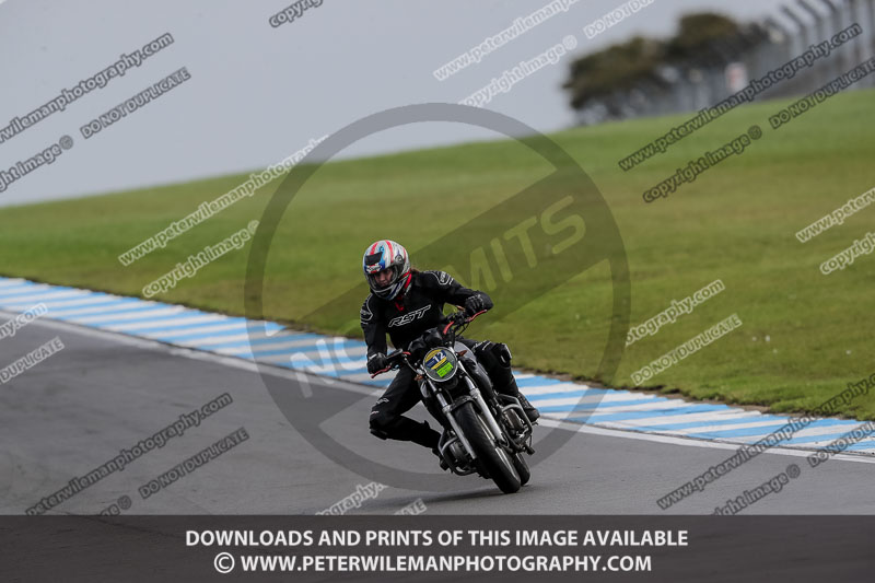 donington no limits trackday;donington park photographs;donington trackday photographs;no limits trackdays;peter wileman photography;trackday digital images;trackday photos