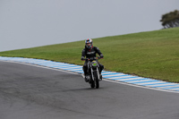 donington-no-limits-trackday;donington-park-photographs;donington-trackday-photographs;no-limits-trackdays;peter-wileman-photography;trackday-digital-images;trackday-photos