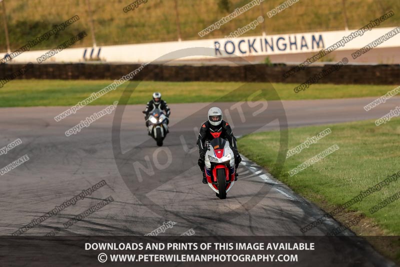 Rockingham no limits trackday;enduro digital images;event digital images;eventdigitalimages;no limits trackdays;peter wileman photography;racing digital images;rockingham raceway northamptonshire;rockingham trackday photographs;trackday digital images;trackday photos