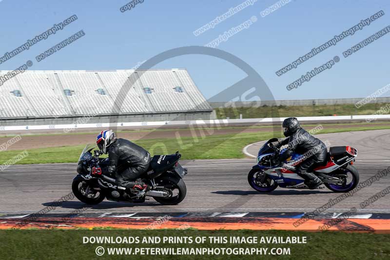 Rockingham no limits trackday;enduro digital images;event digital images;eventdigitalimages;no limits trackdays;peter wileman photography;racing digital images;rockingham raceway northamptonshire;rockingham trackday photographs;trackday digital images;trackday photos