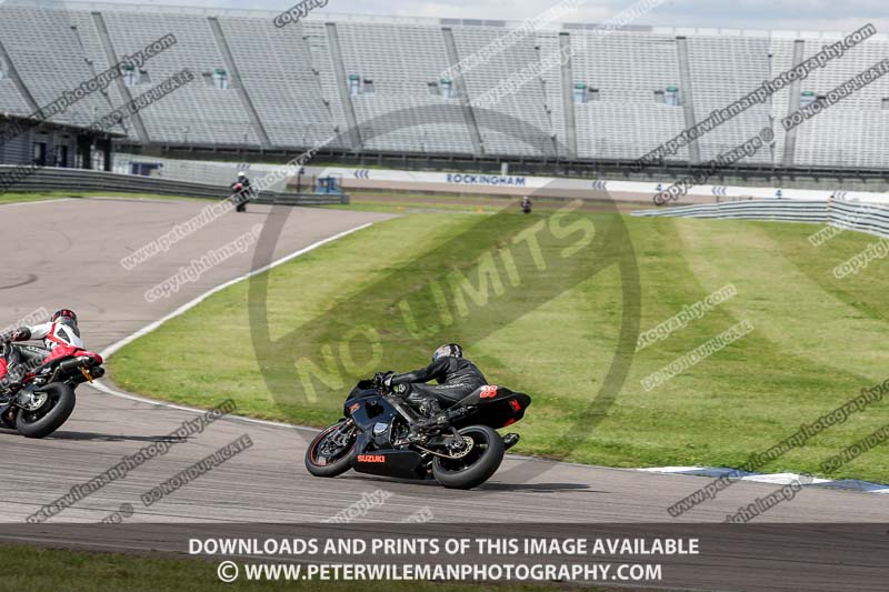 Rockingham no limits trackday;enduro digital images;event digital images;eventdigitalimages;no limits trackdays;peter wileman photography;racing digital images;rockingham raceway northamptonshire;rockingham trackday photographs;trackday digital images;trackday photos