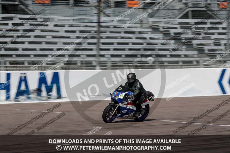 Rockingham no limits trackday;enduro digital images;event digital images;eventdigitalimages;no limits trackdays;peter wileman photography;racing digital images;rockingham raceway northamptonshire;rockingham trackday photographs;trackday digital images;trackday photos
