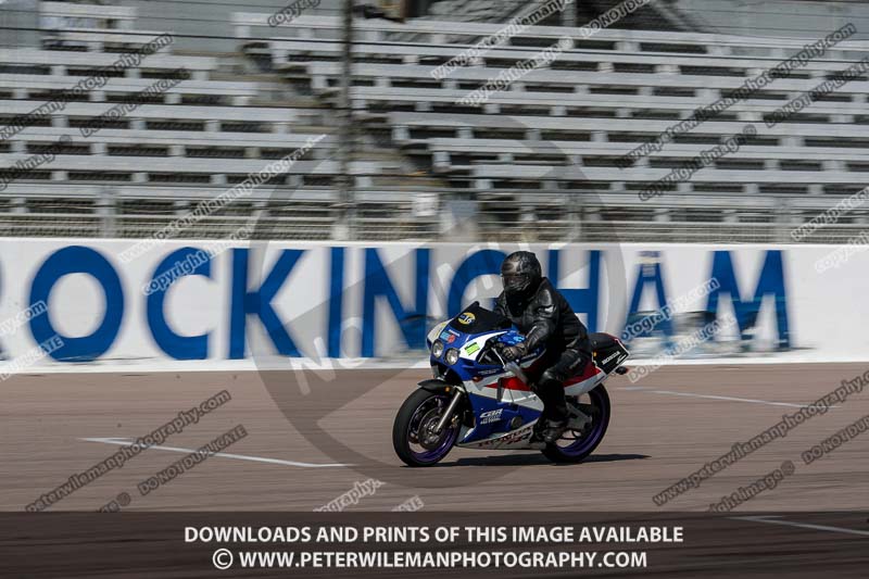 Rockingham no limits trackday;enduro digital images;event digital images;eventdigitalimages;no limits trackdays;peter wileman photography;racing digital images;rockingham raceway northamptonshire;rockingham trackday photographs;trackday digital images;trackday photos