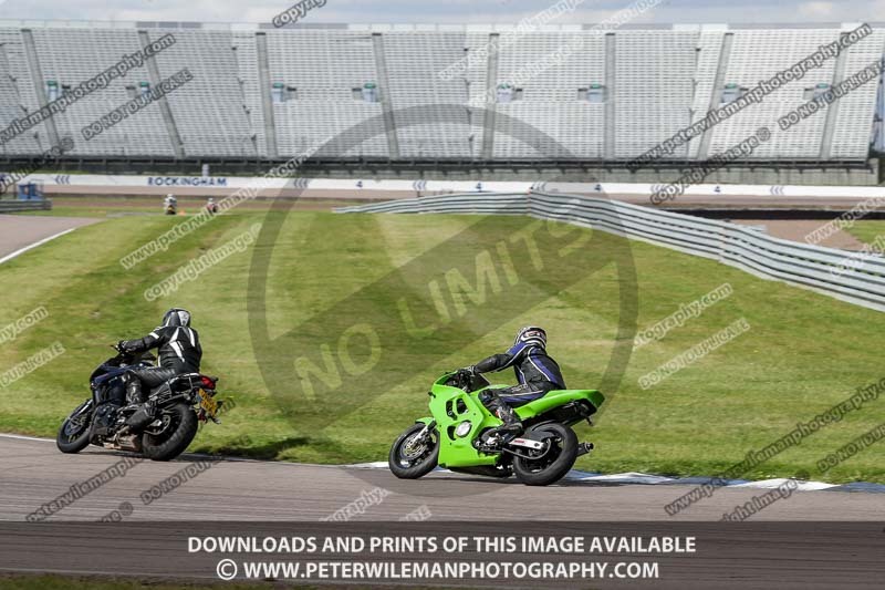 Rockingham no limits trackday;enduro digital images;event digital images;eventdigitalimages;no limits trackdays;peter wileman photography;racing digital images;rockingham raceway northamptonshire;rockingham trackday photographs;trackday digital images;trackday photos