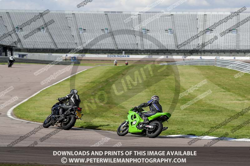 Rockingham no limits trackday;enduro digital images;event digital images;eventdigitalimages;no limits trackdays;peter wileman photography;racing digital images;rockingham raceway northamptonshire;rockingham trackday photographs;trackday digital images;trackday photos