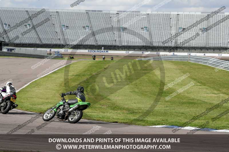 Rockingham no limits trackday;enduro digital images;event digital images;eventdigitalimages;no limits trackdays;peter wileman photography;racing digital images;rockingham raceway northamptonshire;rockingham trackday photographs;trackday digital images;trackday photos
