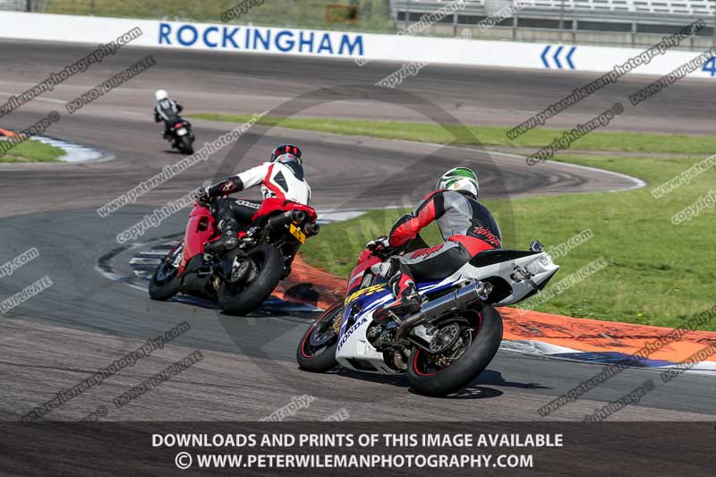 Rockingham no limits trackday;enduro digital images;event digital images;eventdigitalimages;no limits trackdays;peter wileman photography;racing digital images;rockingham raceway northamptonshire;rockingham trackday photographs;trackday digital images;trackday photos