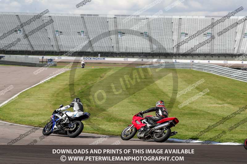 Rockingham no limits trackday;enduro digital images;event digital images;eventdigitalimages;no limits trackdays;peter wileman photography;racing digital images;rockingham raceway northamptonshire;rockingham trackday photographs;trackday digital images;trackday photos