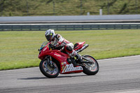 Rockingham-no-limits-trackday;enduro-digital-images;event-digital-images;eventdigitalimages;no-limits-trackdays;peter-wileman-photography;racing-digital-images;rockingham-raceway-northamptonshire;rockingham-trackday-photographs;trackday-digital-images;trackday-photos
