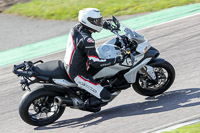 Rockingham-no-limits-trackday;enduro-digital-images;event-digital-images;eventdigitalimages;no-limits-trackdays;peter-wileman-photography;racing-digital-images;rockingham-raceway-northamptonshire;rockingham-trackday-photographs;trackday-digital-images;trackday-photos