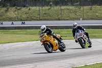 Rockingham-no-limits-trackday;enduro-digital-images;event-digital-images;eventdigitalimages;no-limits-trackdays;peter-wileman-photography;racing-digital-images;rockingham-raceway-northamptonshire;rockingham-trackday-photographs;trackday-digital-images;trackday-photos