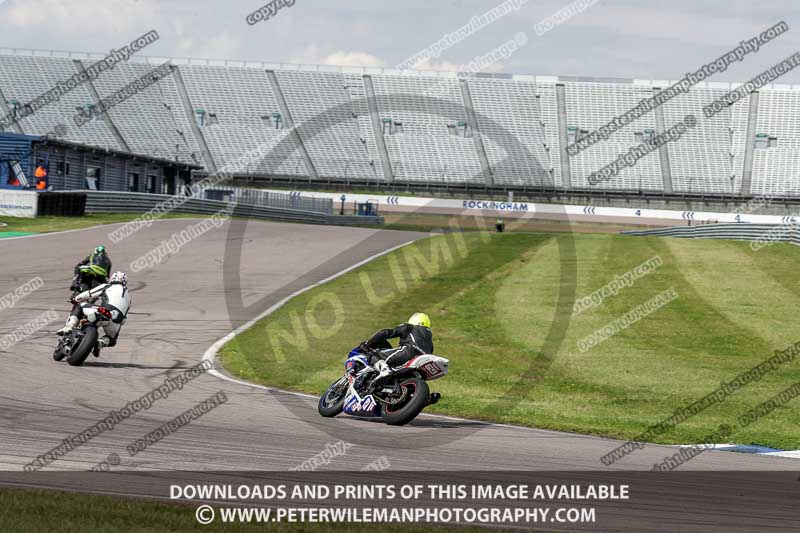 Rockingham no limits trackday;enduro digital images;event digital images;eventdigitalimages;no limits trackdays;peter wileman photography;racing digital images;rockingham raceway northamptonshire;rockingham trackday photographs;trackday digital images;trackday photos