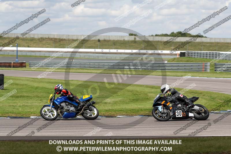 Rockingham no limits trackday;enduro digital images;event digital images;eventdigitalimages;no limits trackdays;peter wileman photography;racing digital images;rockingham raceway northamptonshire;rockingham trackday photographs;trackday digital images;trackday photos