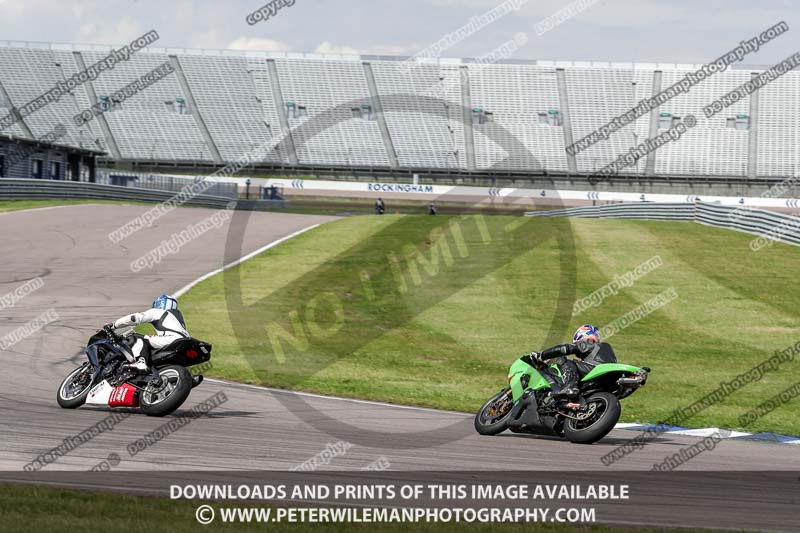 Rockingham no limits trackday;enduro digital images;event digital images;eventdigitalimages;no limits trackdays;peter wileman photography;racing digital images;rockingham raceway northamptonshire;rockingham trackday photographs;trackday digital images;trackday photos