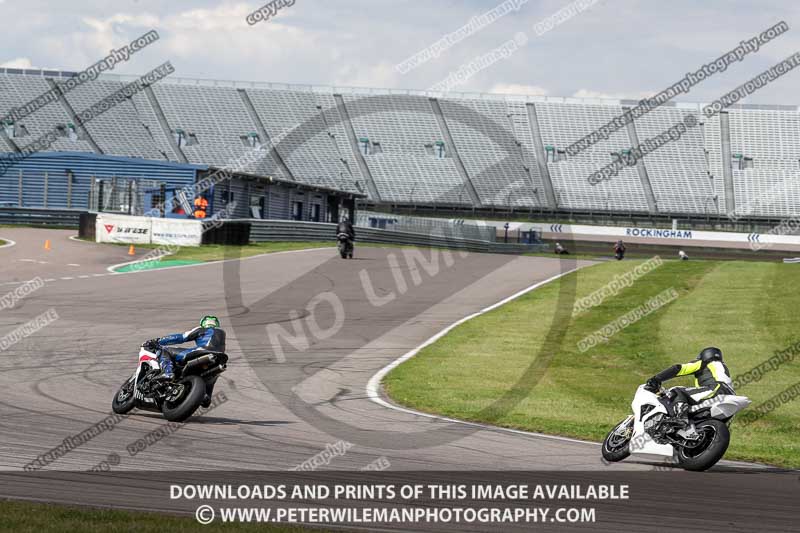 Rockingham no limits trackday;enduro digital images;event digital images;eventdigitalimages;no limits trackdays;peter wileman photography;racing digital images;rockingham raceway northamptonshire;rockingham trackday photographs;trackday digital images;trackday photos