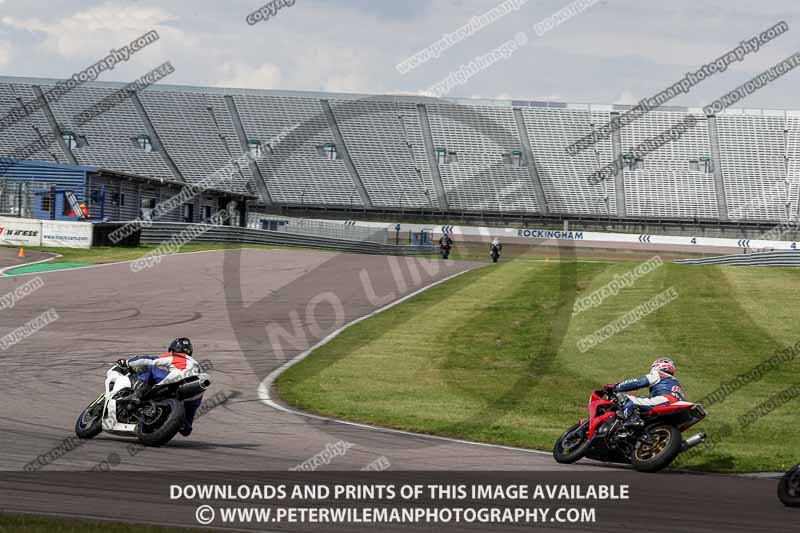 Rockingham no limits trackday;enduro digital images;event digital images;eventdigitalimages;no limits trackdays;peter wileman photography;racing digital images;rockingham raceway northamptonshire;rockingham trackday photographs;trackday digital images;trackday photos