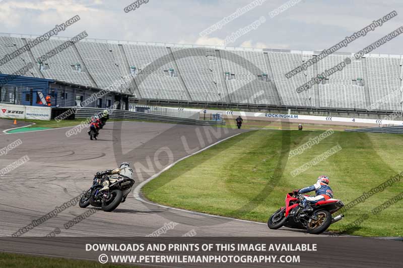 Rockingham no limits trackday;enduro digital images;event digital images;eventdigitalimages;no limits trackdays;peter wileman photography;racing digital images;rockingham raceway northamptonshire;rockingham trackday photographs;trackday digital images;trackday photos