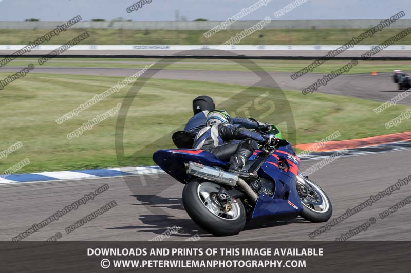 Rockingham no limits trackday;enduro digital images;event digital images;eventdigitalimages;no limits trackdays;peter wileman photography;racing digital images;rockingham raceway northamptonshire;rockingham trackday photographs;trackday digital images;trackday photos