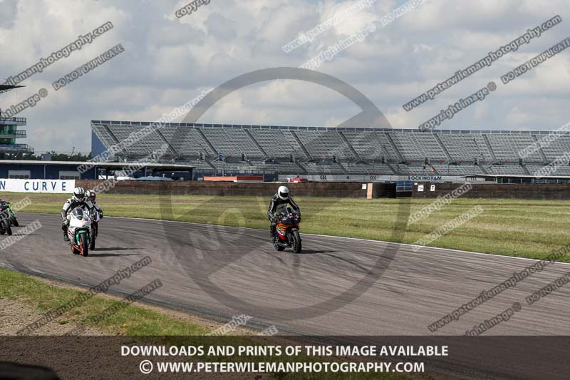Rockingham no limits trackday;enduro digital images;event digital images;eventdigitalimages;no limits trackdays;peter wileman photography;racing digital images;rockingham raceway northamptonshire;rockingham trackday photographs;trackday digital images;trackday photos