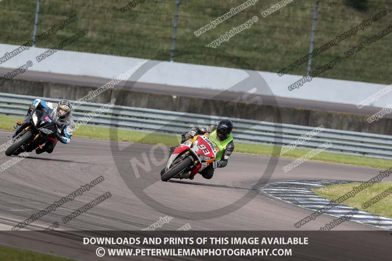 Rockingham no limits trackday;enduro digital images;event digital images;eventdigitalimages;no limits trackdays;peter wileman photography;racing digital images;rockingham raceway northamptonshire;rockingham trackday photographs;trackday digital images;trackday photos
