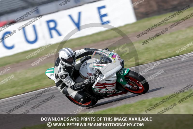 Rockingham no limits trackday;enduro digital images;event digital images;eventdigitalimages;no limits trackdays;peter wileman photography;racing digital images;rockingham raceway northamptonshire;rockingham trackday photographs;trackday digital images;trackday photos