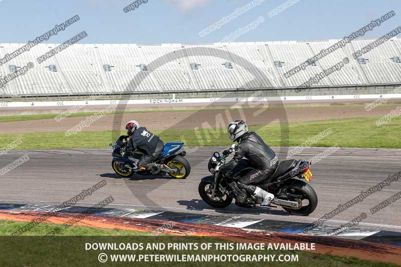 Rockingham no limits trackday;enduro digital images;event digital images;eventdigitalimages;no limits trackdays;peter wileman photography;racing digital images;rockingham raceway northamptonshire;rockingham trackday photographs;trackday digital images;trackday photos